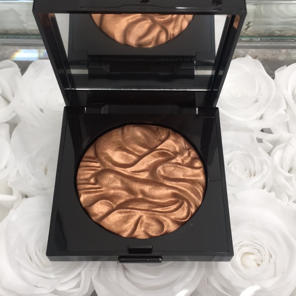laura mercier face illuminator powder - addiction